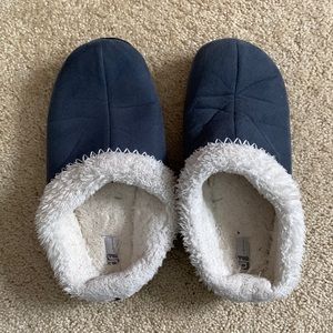 Faux fur soft slippers - machine washable